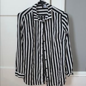 Women’s viscose black and white striped top